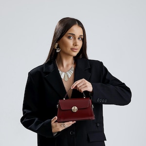 Sac à main en cuir végétalien bordeaux - Sac à bandoulière élégant - Sac à main minimaliste bordeaux - Sac de soirée élégant - Cadeau pour elle