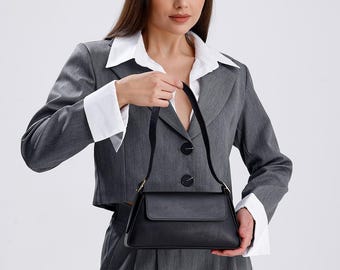 Chic Black Vegan Leather Baguette Bag – Minimalist Shoulder Handbag, Gold Hardware