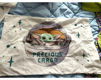 Star Wars The Mandalorian Curious Child Twin Sheet Set