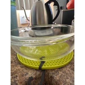 Set of Vintage PYREX Bowls - 3 bowls included