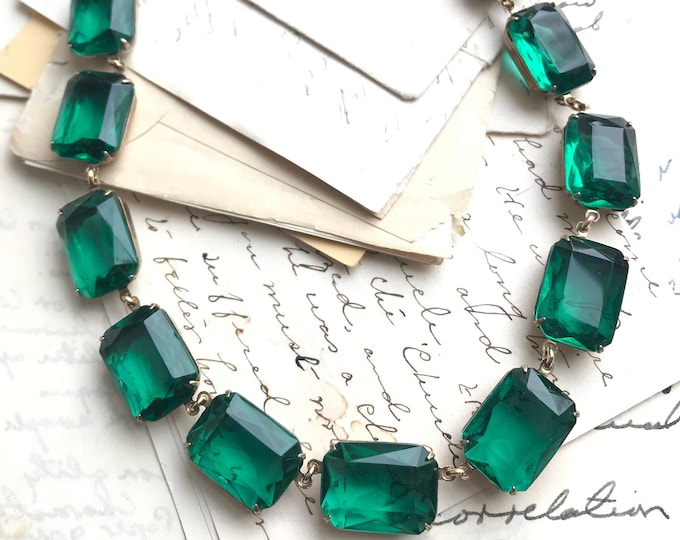 Emerald Green Rhinestone Statement Necklace: Adjustable Collet Jewelry