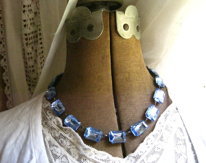 Light Blue Rhinestone Statement Necklace: Vintage Sapphire Collet