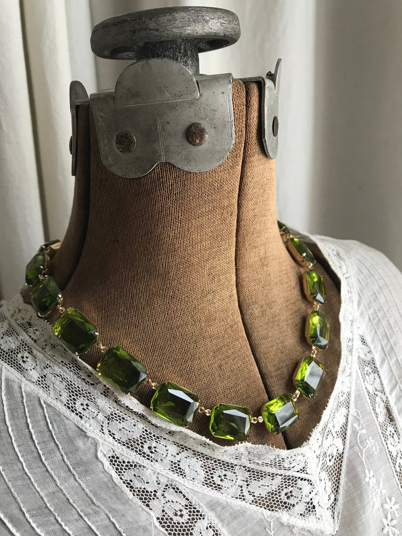 statement necklace, Anna Wintour collet, Georgian necklace, art deco necklace, khaki green jewelry, olive green necklace.Walter Mercado image 7