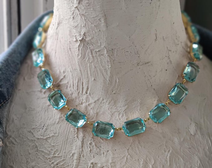 Aqua Anna Wintour Style Georgian Collet Necklace