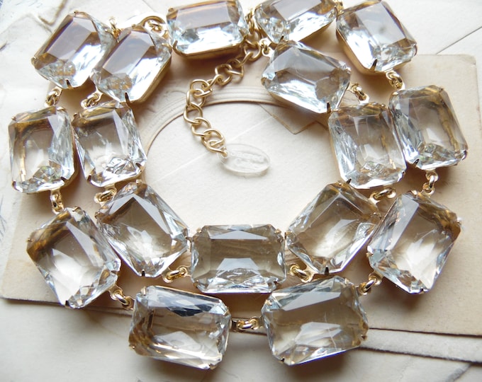 Handmade Crystal Collet Necklace: Bold Gold Statement Jewelry