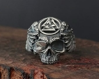 Odins dödskallering Ring i sterlingsilver Odin med korpar Vikingasmycken Skandinavisk silverring Vikingring