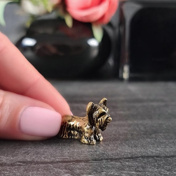 Yorkshire terrier dog figurine Vintage brass figurine Yorkie mom gift Dog miniature for desk decor Gifts for dog lovers