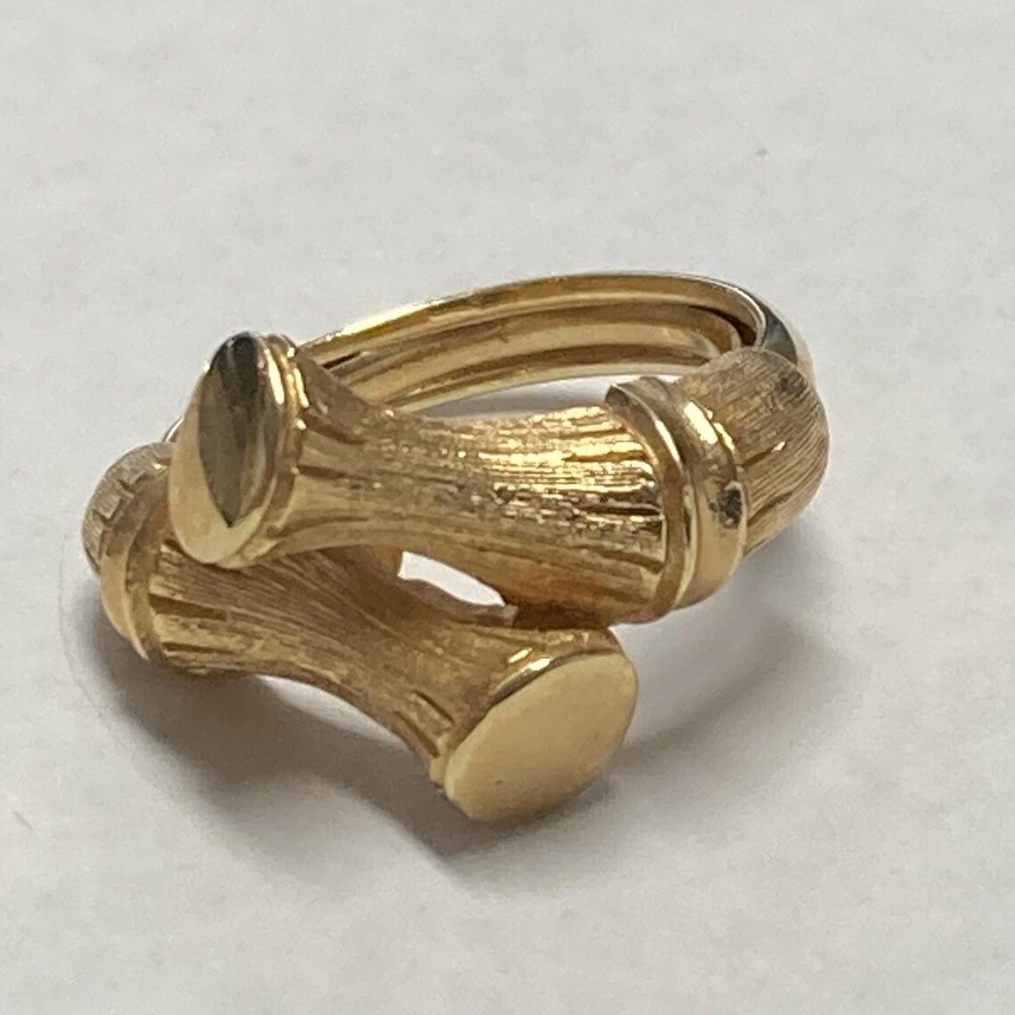 Vintage 1970’s Avon Ring Bamboo Style Fashion Goldtone Chunky Signed Sz ...
