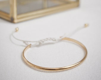 NASTURZIO | Thin golden bangle with macramè knot, Adjustable Bracelet, Thin Jewelry, Gold Girls Band, Gift for Her, Minimal Jewelry