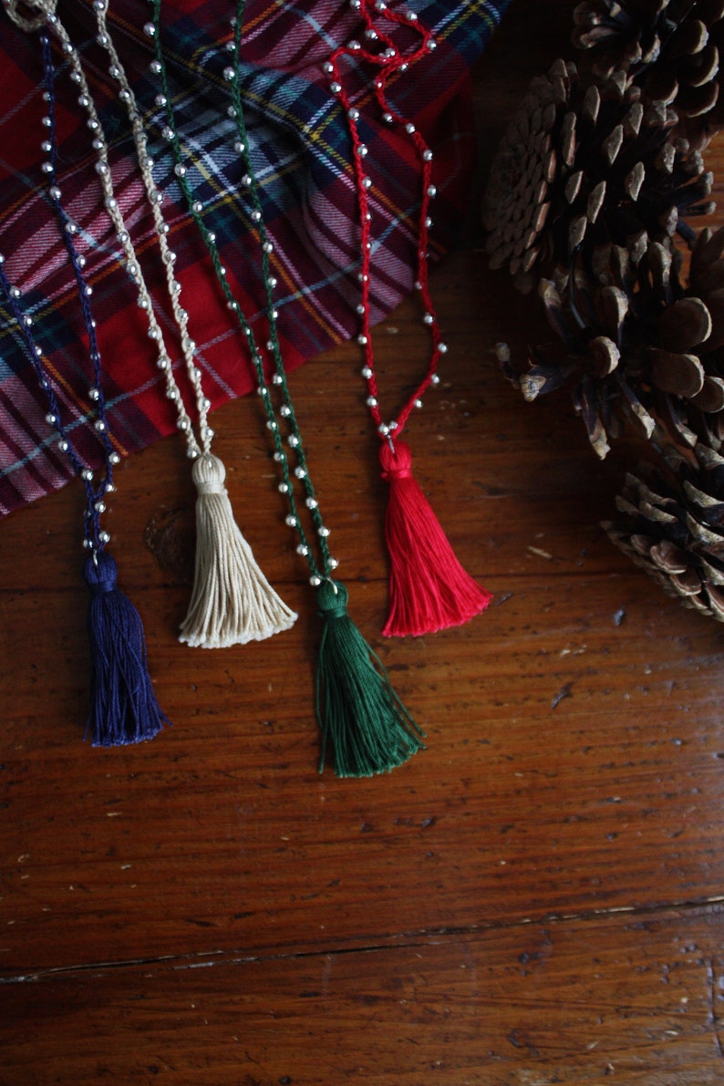 Red crochet mala Boho chic necklace Tassel Mala Boho Tassel Christmas necklace long super light tassel necklace LILLA/'