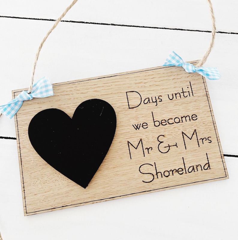 Oak Wedding Countdown Plaque Sign Personalised Chalkboard Mr & Mrs Engagement Gift image 5