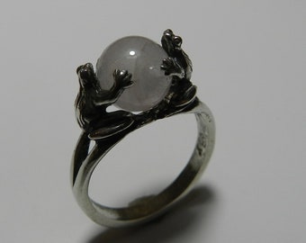 Frog Ring with Rose Quartz and Sterling Silver