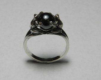 Frog Ring with Hematite and Sterling Silver