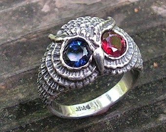 Owl Ring With Sapphire And Garnet Eyes In Sterling Silver