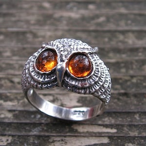 Owl Ring With  Amber Eyes In Sterling Silver