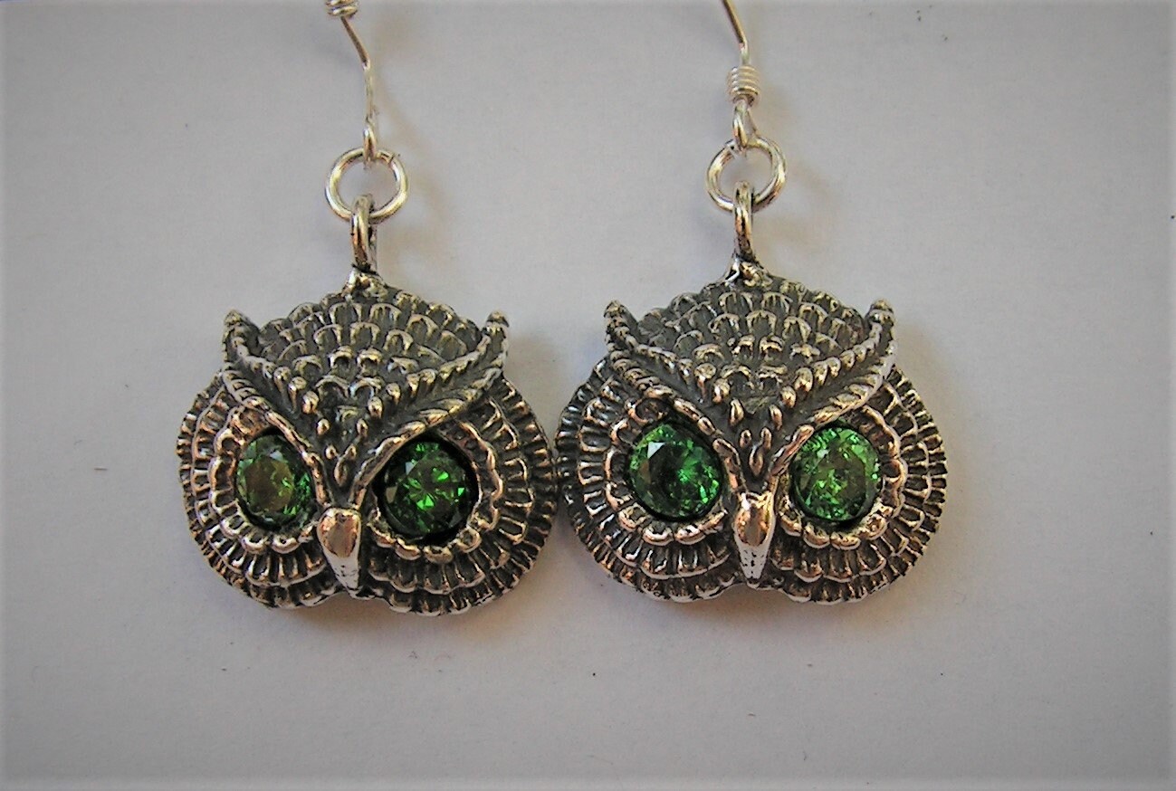 Owl Earrings With Emerald Eyes In Sterling Silver