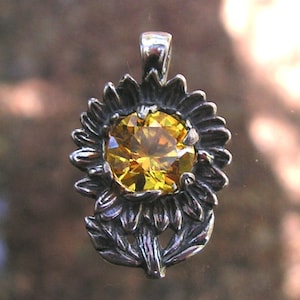 Sonnenblume Anhänger mit goldenen Citrine aus Sterling Silber