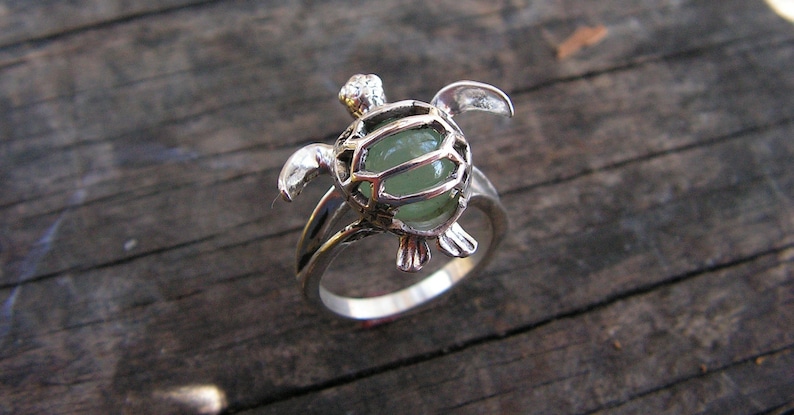 Sea Turtle Ring In Sterling Silver With Natural Aventurine image 1