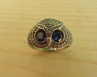 Owl Ring With Sapphire Eyes In Sterling Silver