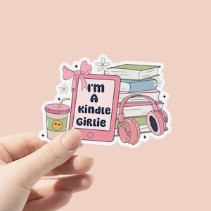 Adesivo in vinile "Sono una ragazza Kindle", adesivo per amanti dei libri, adesivo per amanti dei libri Iced Coffee, Book Lovers Collective, adesivo per libri, regali per amanti dei libri