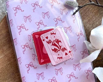 Queen of BOOKS Trendy Kindle Phone Grip Pink Poker Card Magnetic Kindle Holder Kindle Accessories Bookish Merch Gift for Book