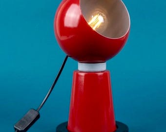 Lampa w stylu vintage w kolorze czerwonym – design z epoki kosmicznej – styl Mid-Century Modern – z emaliowanego metalu z żarówką regulowaną w zakresie 360 stopni