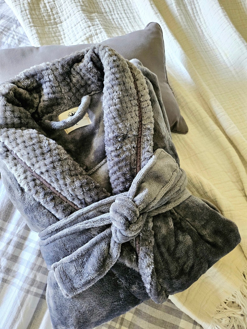 Bathrobe Plush Robe Luxurious Robes Women Robe Couple Robe Robe, Plush robe, Bathrobe, Couple robes, Matching couple robe, Robe for women, Robe for men, Women bathrobe, Men bathrobe, Anniversary gift, Luxurious robe, Christmas gift, Gift for her