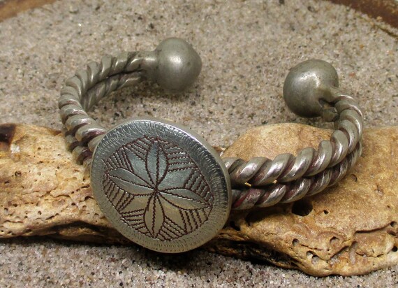 Sterling Silver Hill Tribe Rounded twist Cuff Bracelet Sterling Silver Hill Tribe Rounded twist Cuff Bracelet