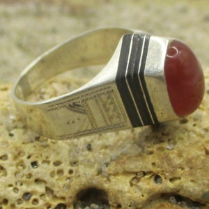 Agate and  Ebony and Silver Tuareg Ring
