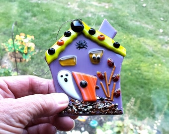 Purple Fused Glass Haunted House,  Small Halloween Haunted House Ornament, Sun Catcher, Spooky Halloween House