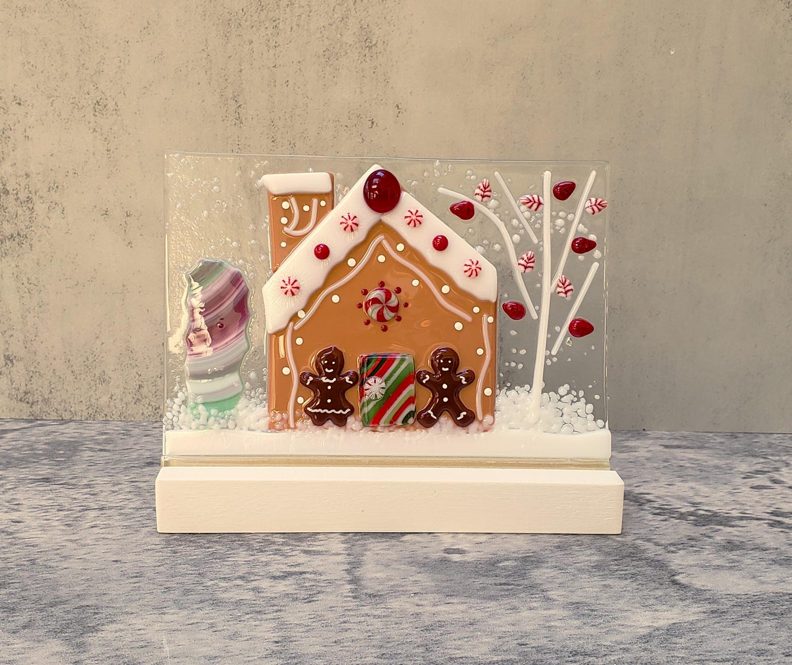 Fused Glass Gingerbread People and House Panel With Stand, Table Top ...