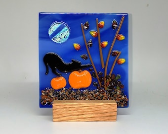 Black Cat and Pumpkins Fused Glass Panel, Fused Glass Halloween Scene with Stand or Tealight, Table Top Holiday Decoration