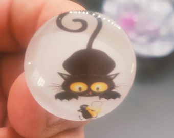 Bague cabochons chat qui attrape une souris