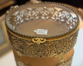 1960&#39;s Vintage Hollywood Regency Gold Plated Ormolu Jewlery Casket