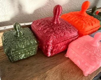 3D Printed BeeBox in PLA Plastic 3 Sizes