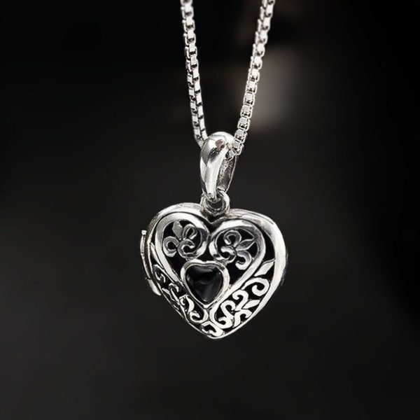 Trendy Heart Locket Necklace in 925 Sterling Silver For Women/Men | Unisex Jewelry | Natural Black Onyx Stone | Best Gift For Her/Him