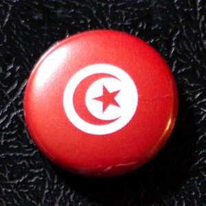 Tunisia flag pinback button 1 25.4mm pin, badge, magnet, Made in USA image 1