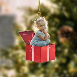 Special Christmas Gift Ornament, Custom Baby Picture Gift Box Ornament, Personalized Custom Acrylic Ornament, Christmas Gift ID-0720-KQTN