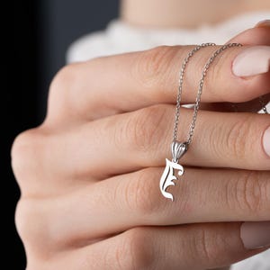 Collar con letra única, collar con inicial, collar personalizado, colgante con letra, joyería personalizada, regalo para ella