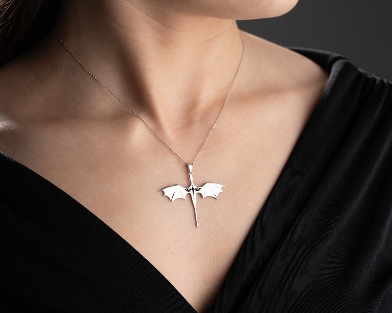Collana con drago in argento sterling: Acotar Velaris Jewelry immagine 6
