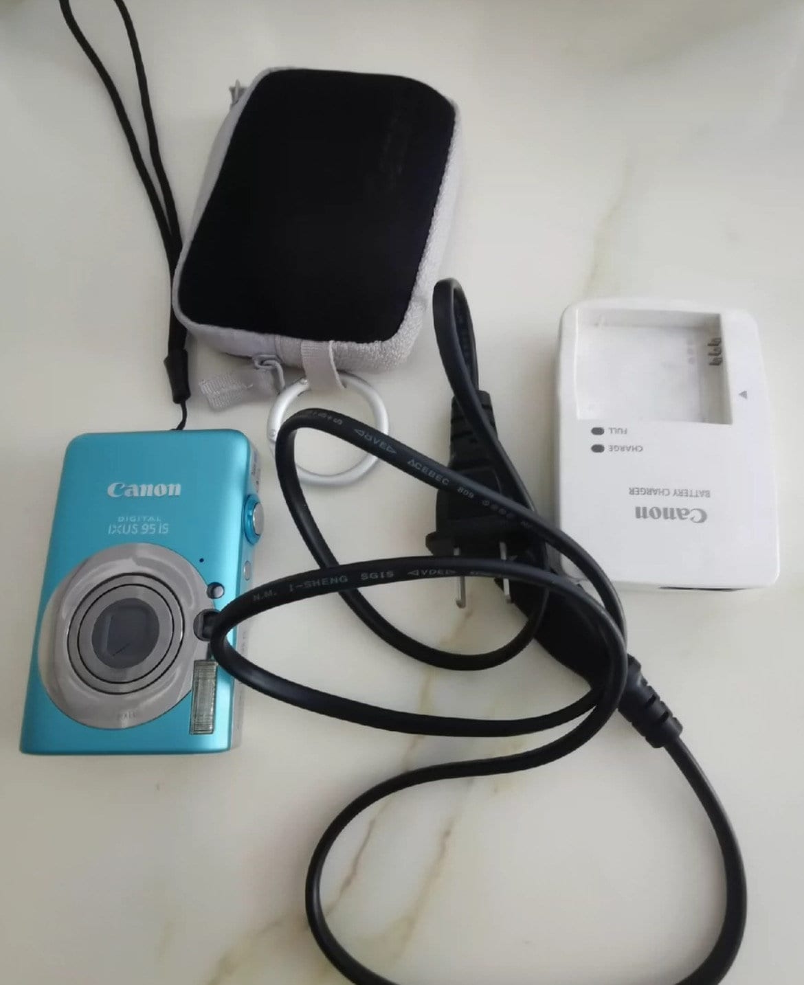 Canon Ixus 95 is ( RARE Colours) Pink!green!blue - Etsy Canon Ixus 95 is ( RARE Colours) Pink!green!blue - Etsy