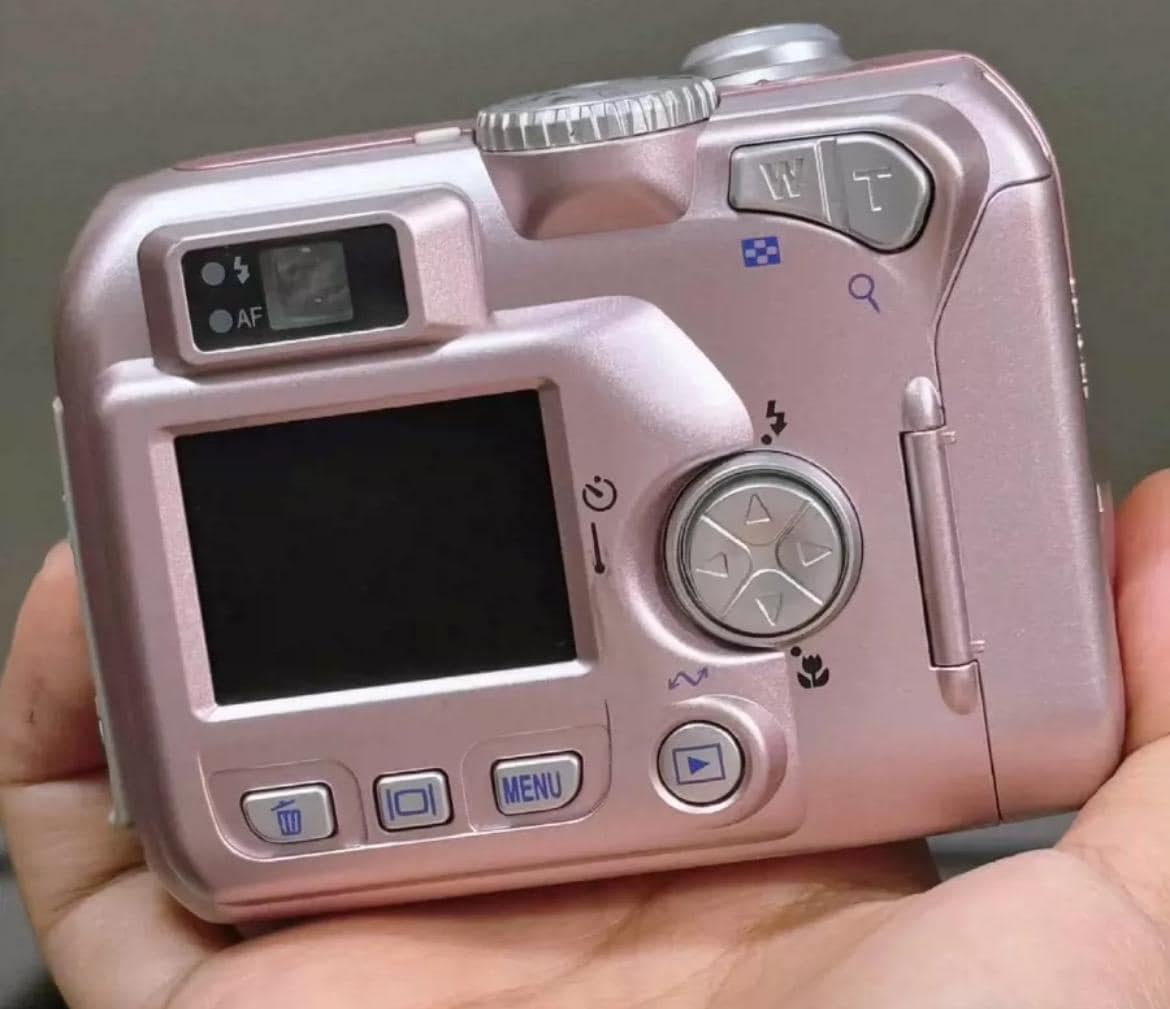 NIKON COOLPIX 2100 (E2100) Rare Colours - Etsy NIKON COOLPIX 2100 (E2100) Rare Colours - Etsy