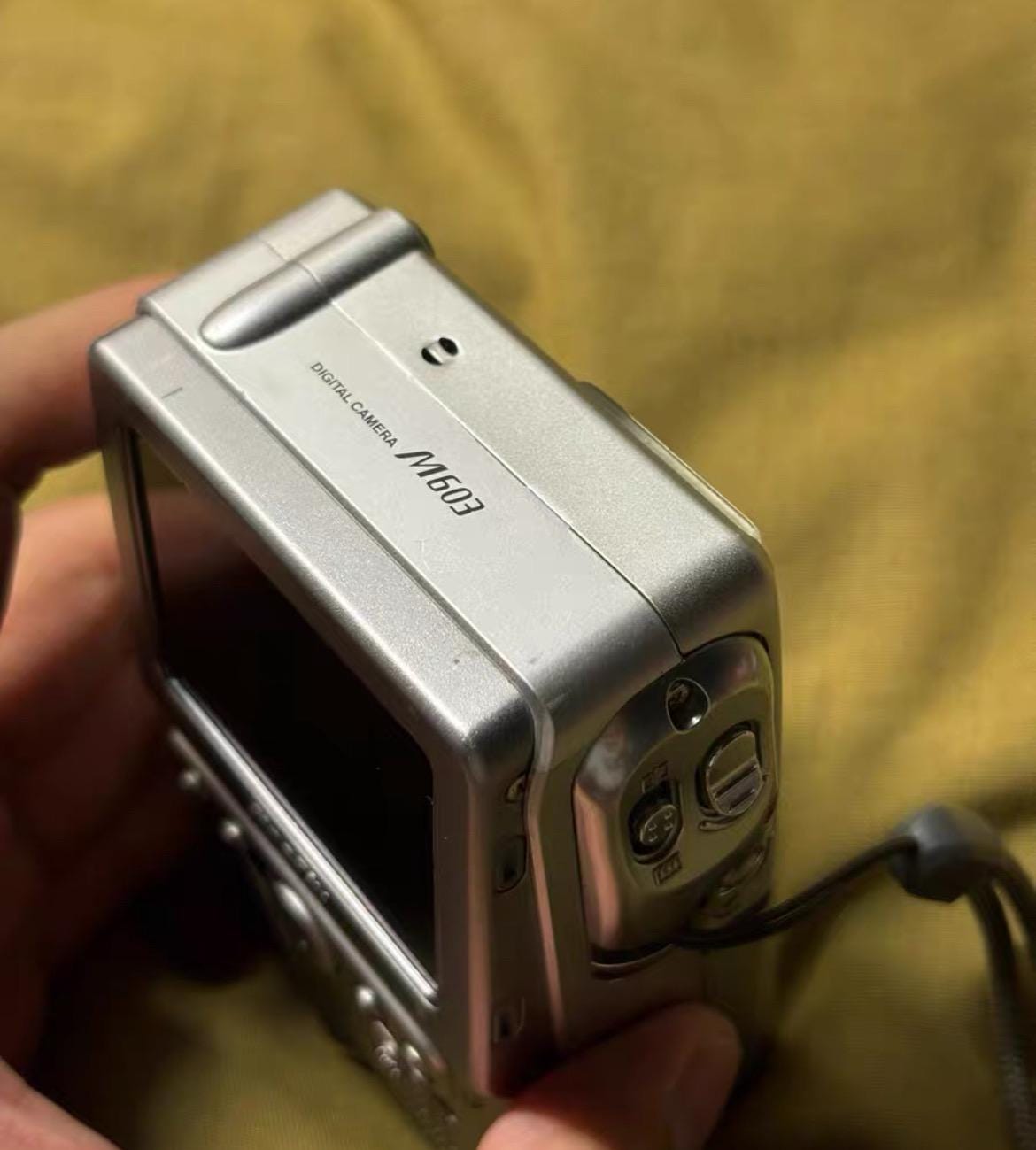 FinePix M603 ジャンク Fujifilm FinePix M603 デジカメ ジャンク品 箱、説明書付き