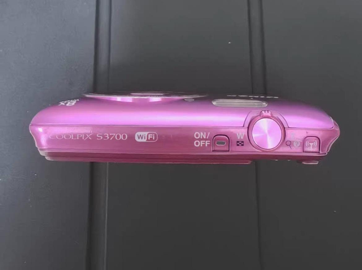 動作良好 Nikon coolpix S3700 Wi-Fi アザレアピンク色 中古】Nikon ニコン COOLPIX S3700 ピンク コンパクトデジタル