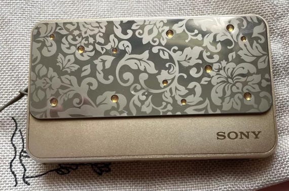 Sony Cyber-shot DSC-T99D ! Gold With Crystals - Etsy Sony Cyber-shot DSC-T99D ! Gold With Crystals - Etsy