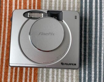 美品 FUJIFILM FinePix 30i Fujifilm announce Finepix 30i: Digital Photography Review