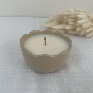 Scented candle - decorative candle - flower candle - dried flower candle - cotton wick candle - grass scent candle