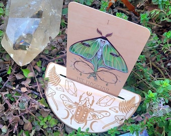 Mystic Beetle Tarot Card Stand, Single Card Display, Card of the Day, Oracle Card Holder, Affirmation Holder, Goblincore Decor, Witchy Gift
