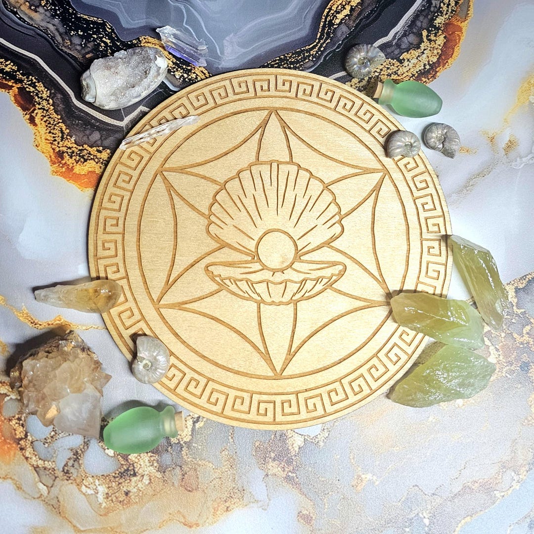 Aphrodite Crystal Grid Board, Lasercut Birch Wood, Goddess of Love Altar Tile, Seashell Pearl Altar Decor, Aphrodite Symbol, Witchy Gift - Etsy
