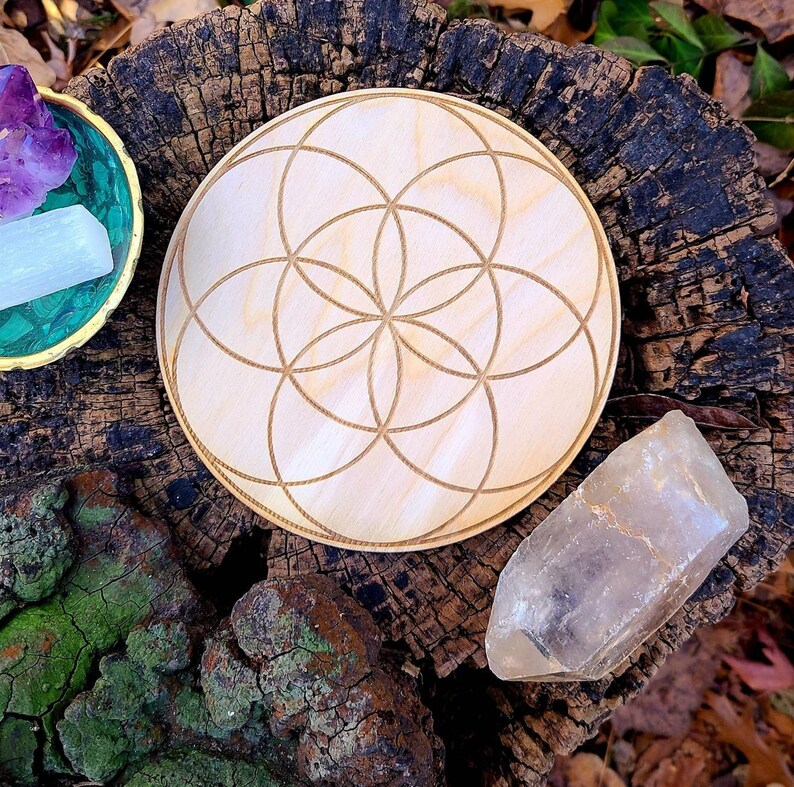 Panneau quadrillé en cristal graine de vie, décor de géométrie sacrée, tuile d'autel graine de vie, décor New Age, cadeau sorcière, bois de bouleau gravé au laser Unstained